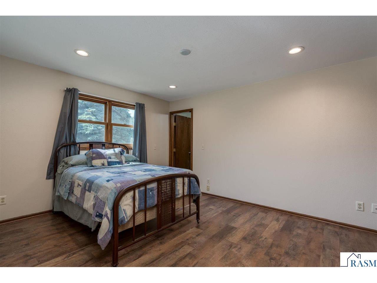 432 3rd Avenue Pemberton MN 56078 267040921 image23