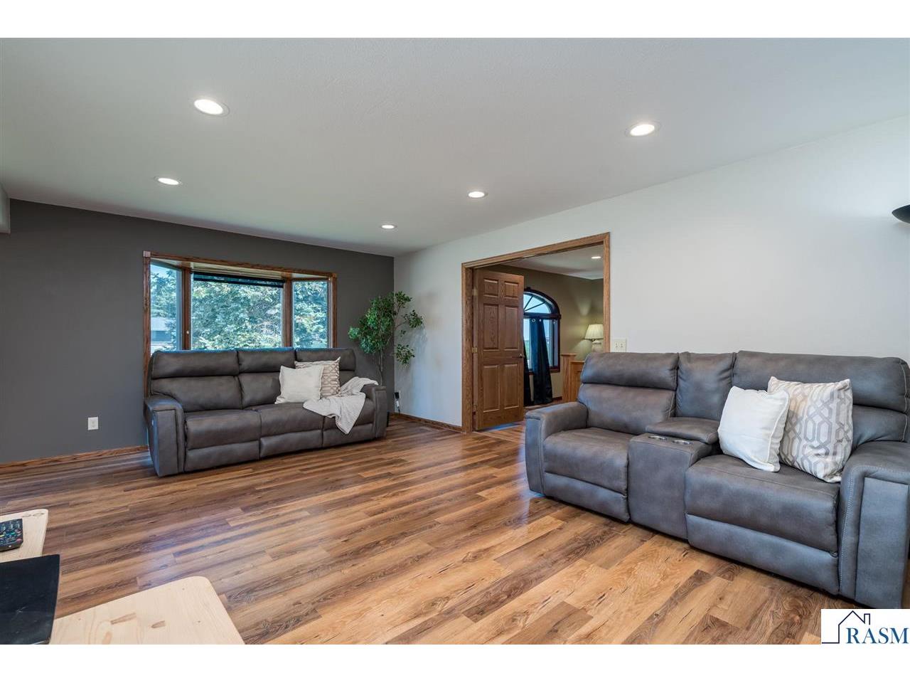 432 3rd Avenue Pemberton MN 56078 267040921 image3