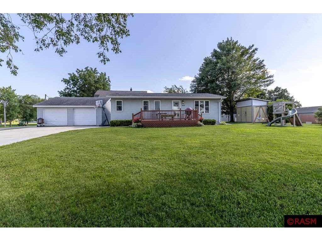 439 1st Street Nicollet MN 56074 7037964 image1