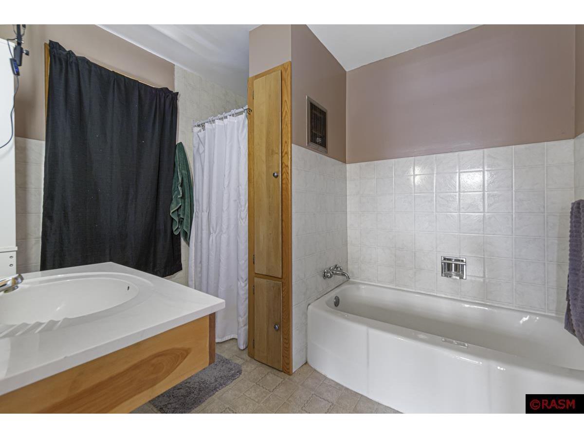 440 6th Street Lafayette MN 56054 7037997 image32