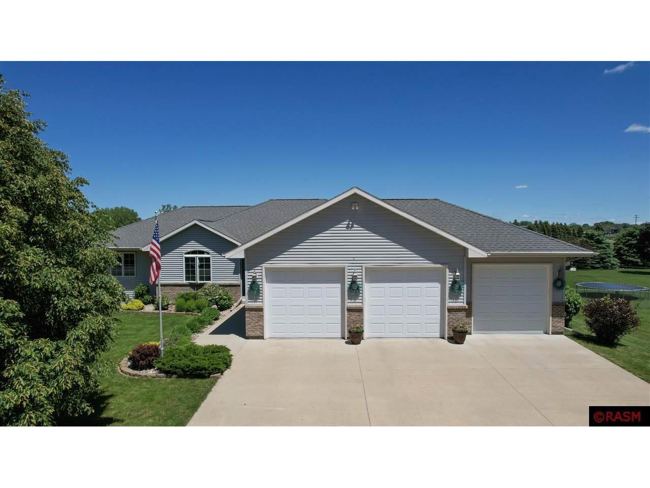 442 Valley View Drive Courtland MN 56021 7034959 image1