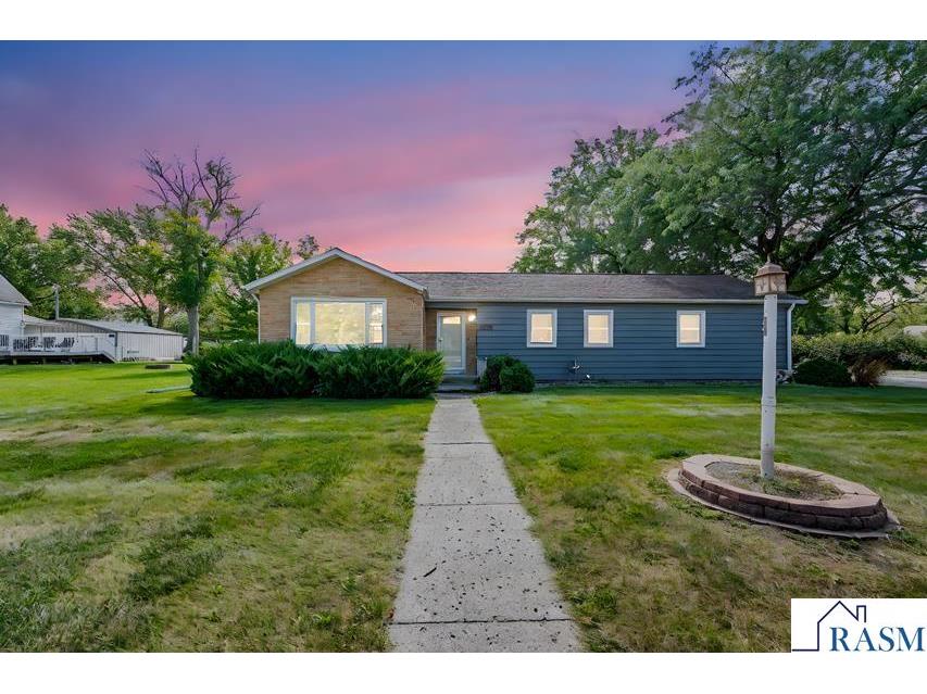458 W Cleveland Avenue Winnebago MN 56098 7038666 image1