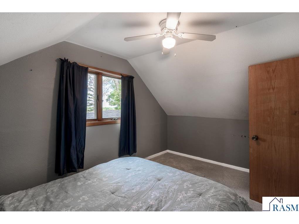 462 E Washington St Le Center MN 56057 267040457 image23