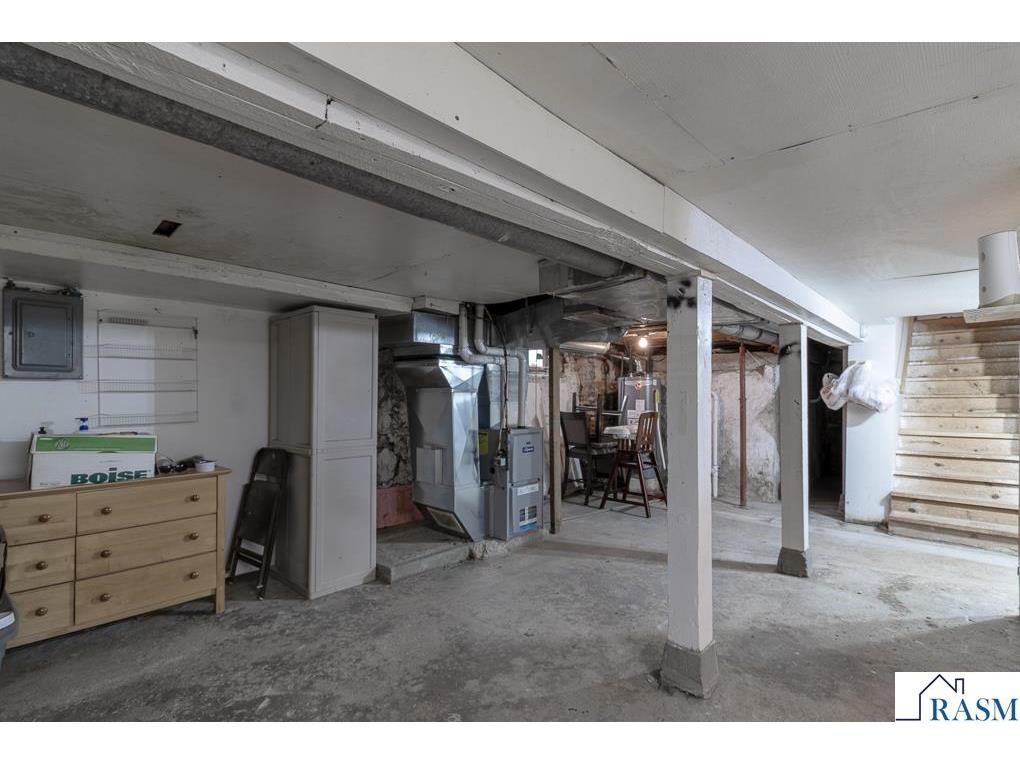 462 E Washington St Le Center MN 56057 267040457 image31
