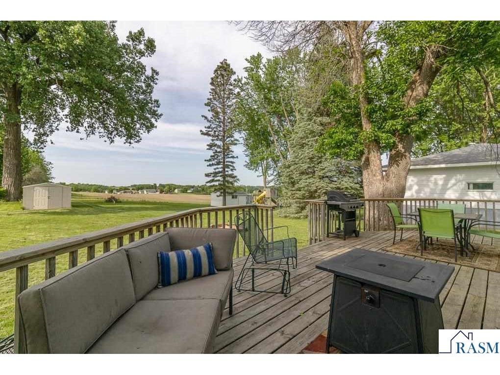462 E Washington St Le Center MN 56057 267040457 image35