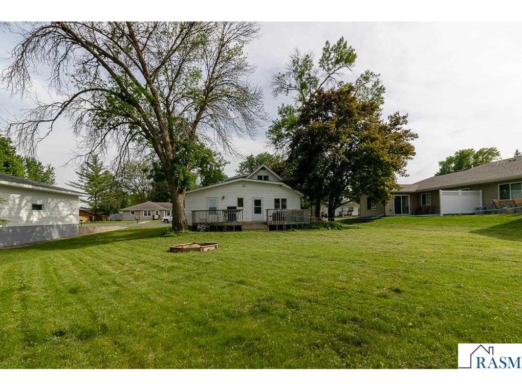 462 E Washington St Le Center MN 56057 267040457 image38