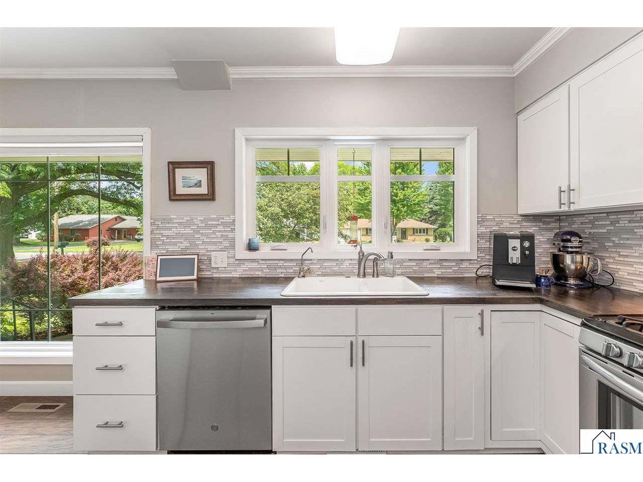47 Skyline Drive Mankato MN 56001 267040827 image17