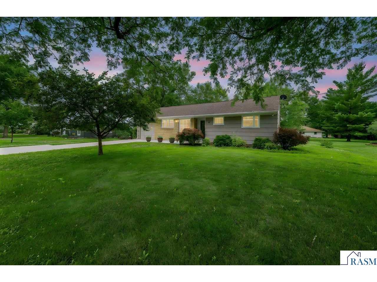 47 Skyline Drive Mankato MN 56001 267040827 image2