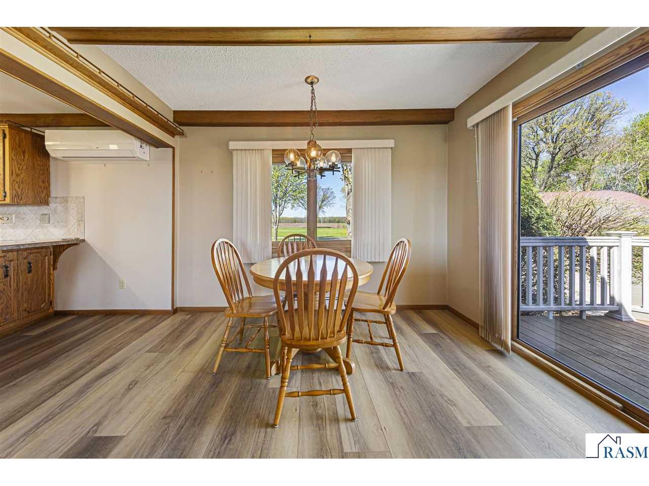49263 461 Avenue Nicollet MN 56074 7040130 image19