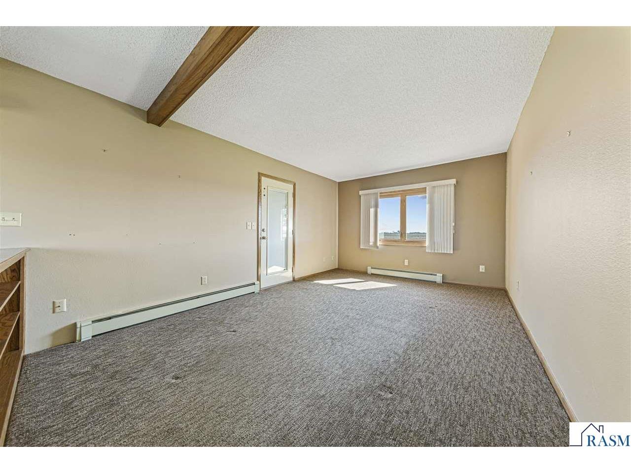 49263 461 Avenue Nicollet MN 56074 7040130 image23