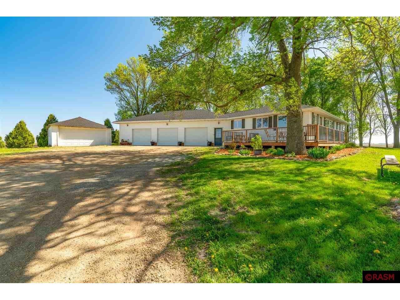 4941 210th Avenue Wells MN 56097 7037437 image1
