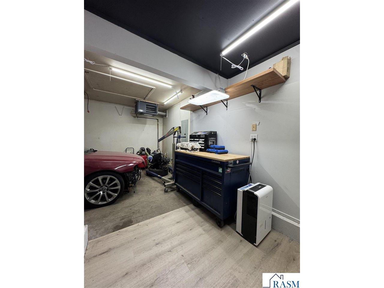 500 Brooks Street Mankato MN 56001 7039158 image16