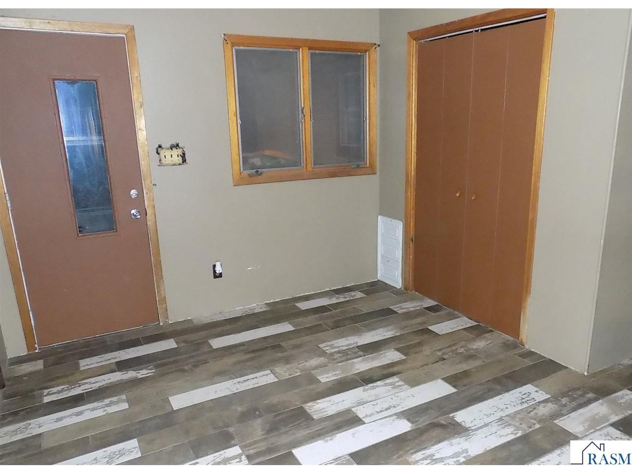 500 Main Avenue Lafayette MN 56054 7039949 image12