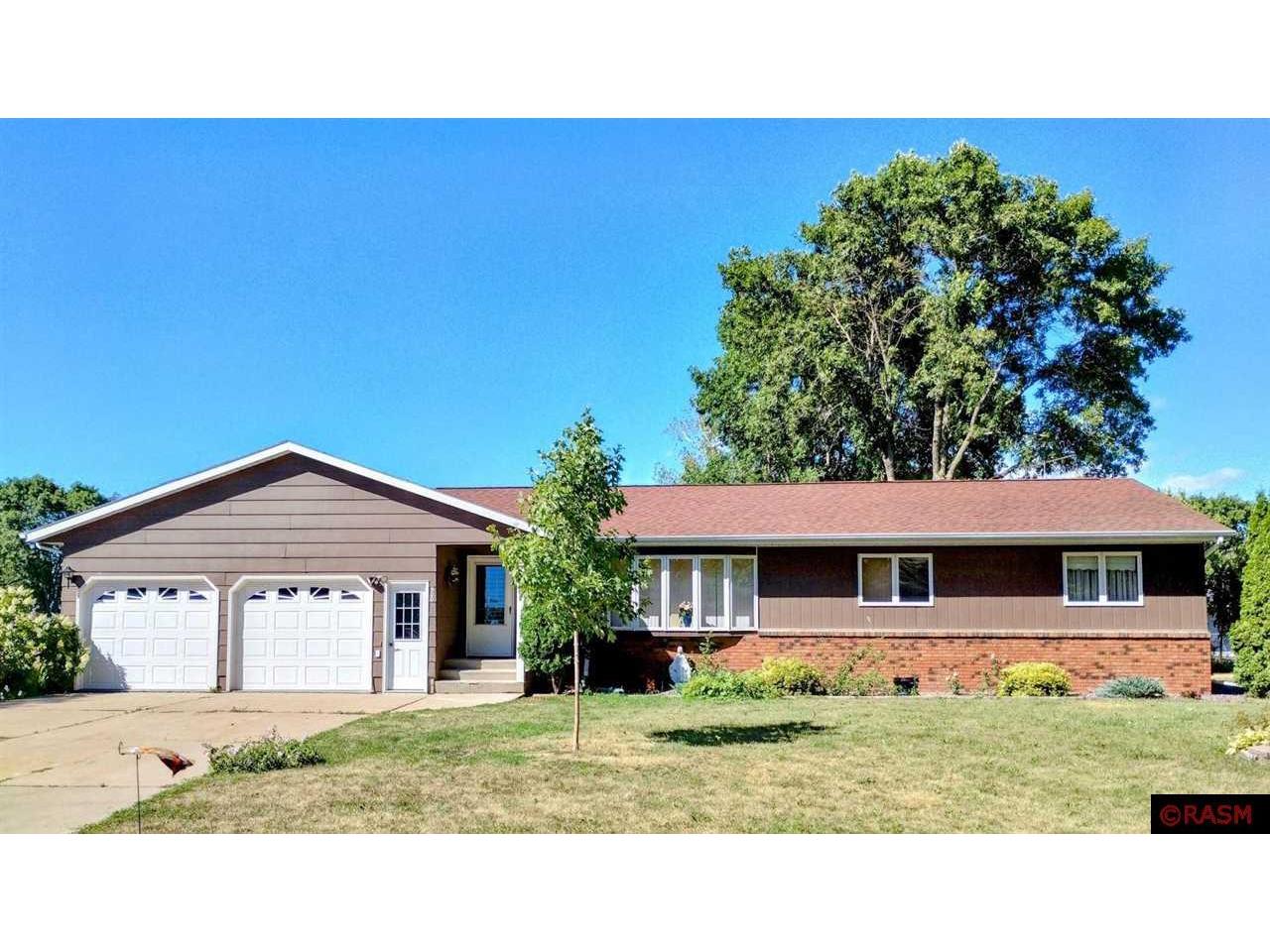 500 NE Carroll Street, Sleepy Eye, MN, 56085 MLS 7030625 Edina Realty