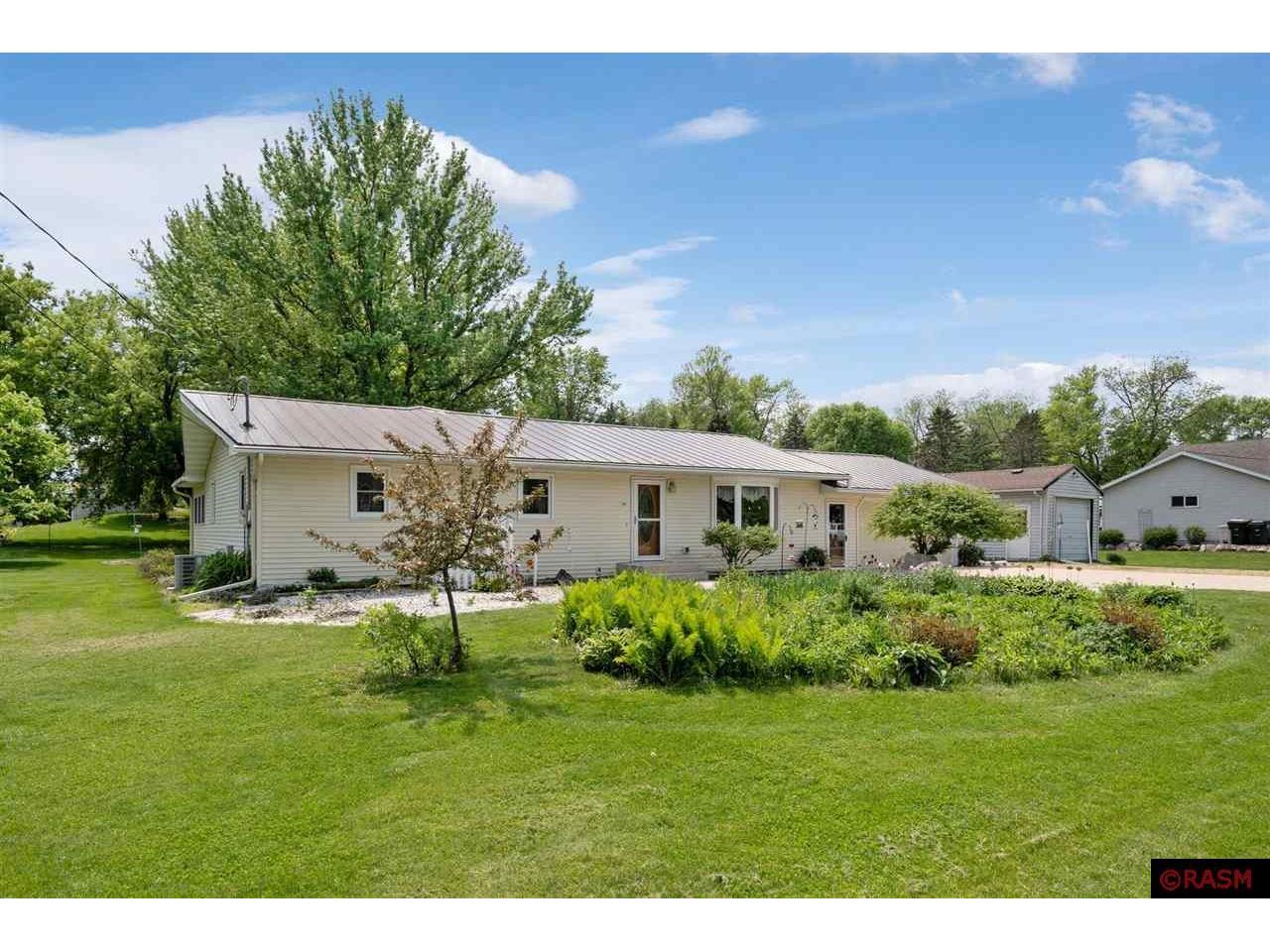 501 NW Lake Avenue Elysian MN 56028 7034783 image1