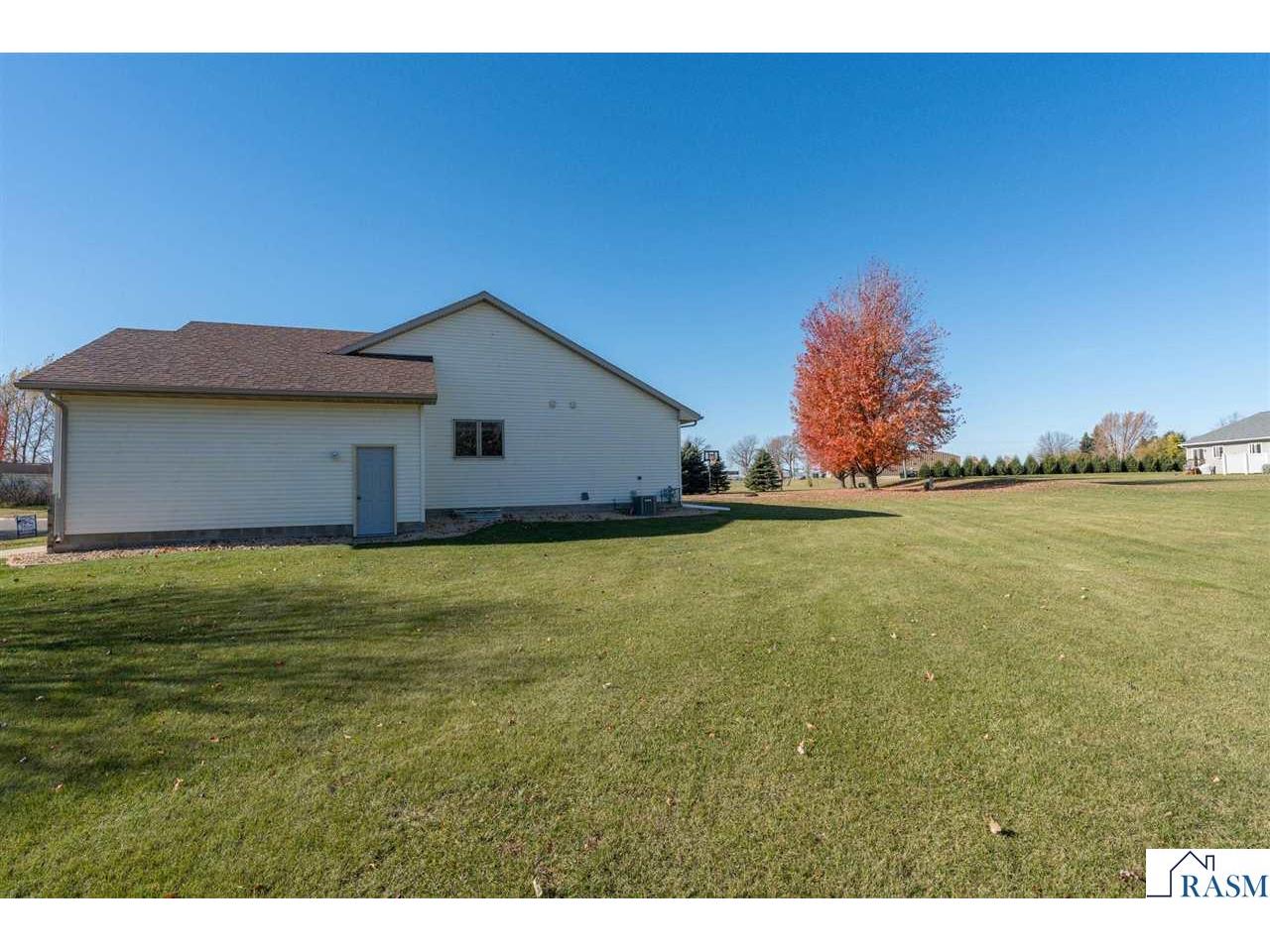 503 West Nathan Street Lake Crystal MN 56055 7038709 image25