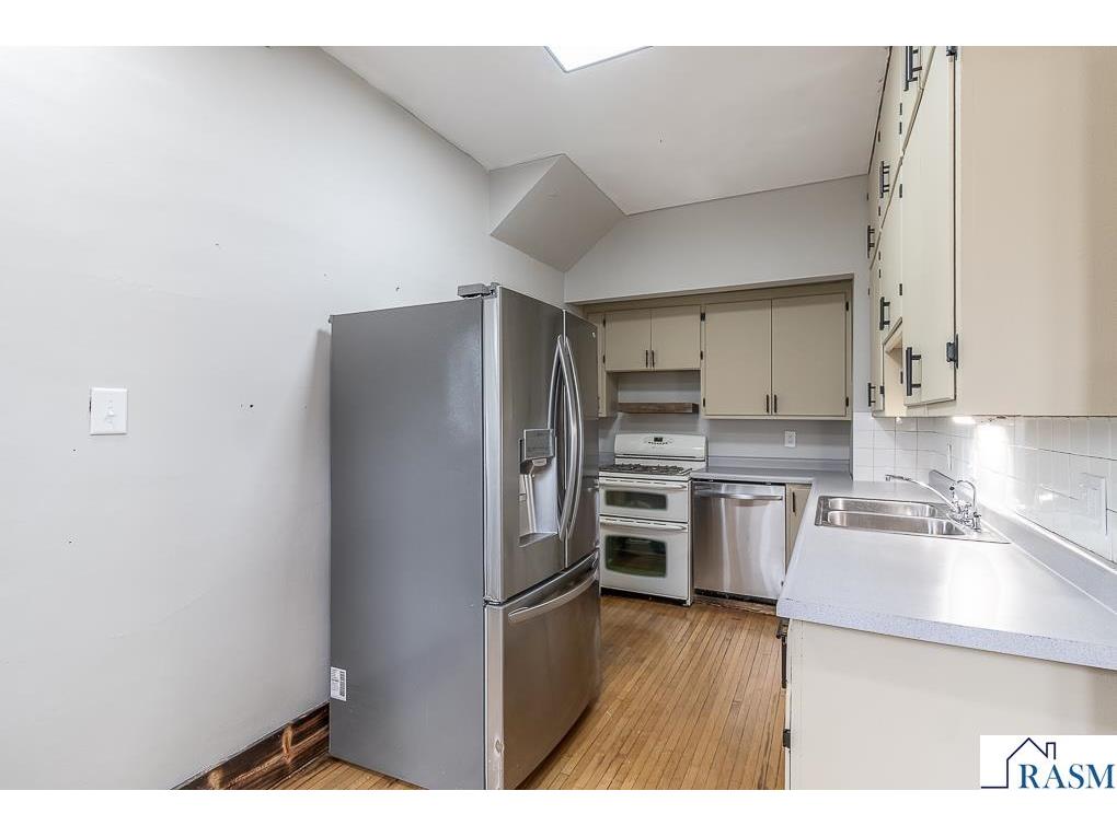 504 SW 2nd Street Madelia MN 56062 7039955 image15