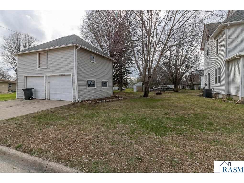 504 SW 2nd Street Madelia MN 56062 7039955 image35