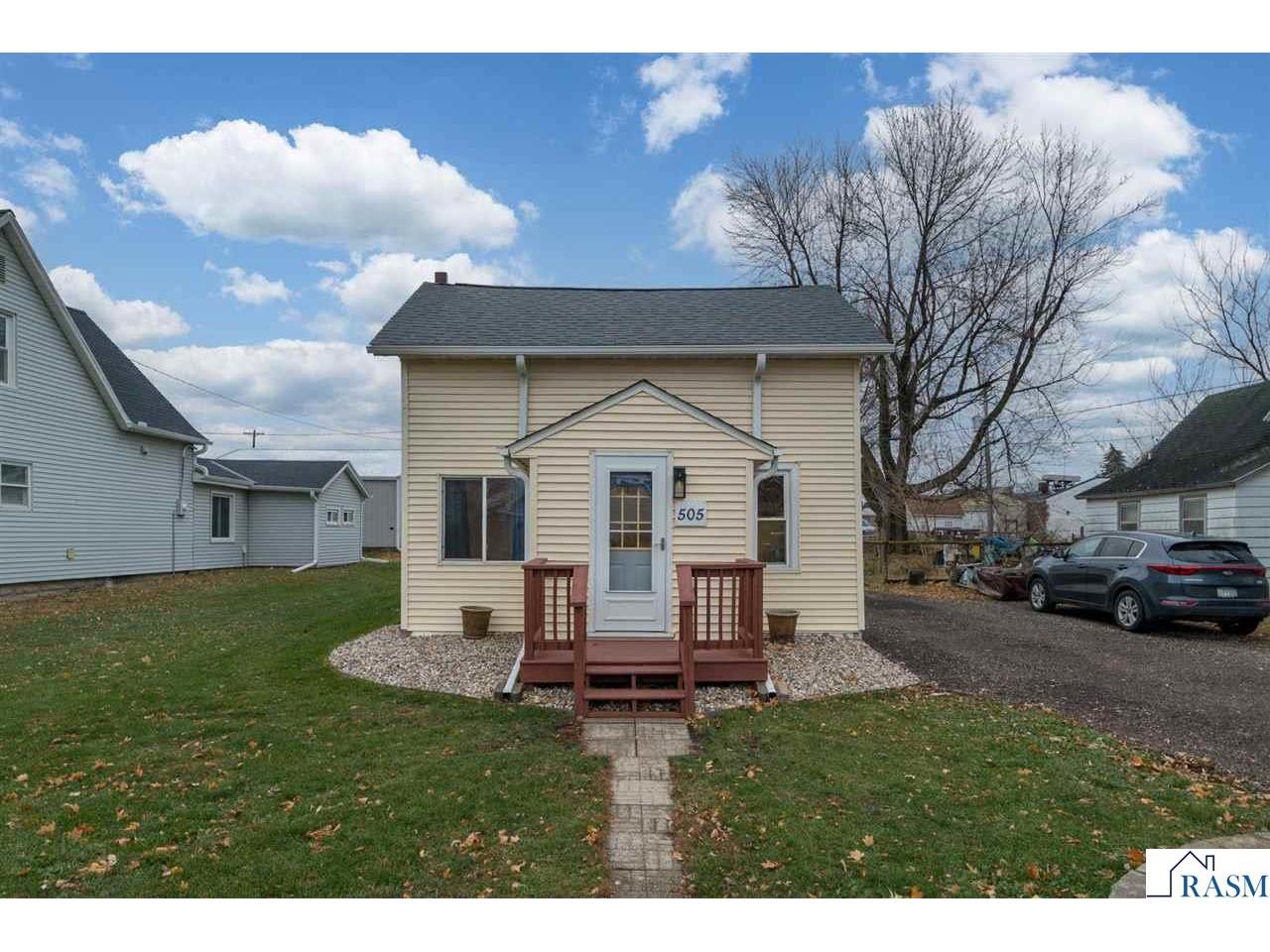505 7th Street Madison Lake MN 56063 7039267 image1