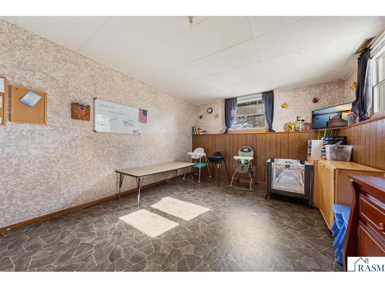 508 Ridge Road Henderson MN 56044 267040908 image16