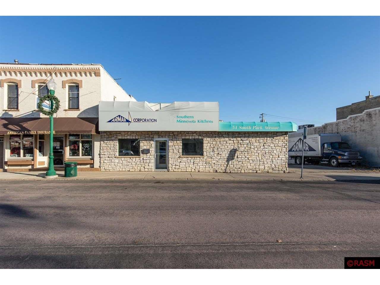 51 S Park Avenue Le Center MN 56057 7033923 image1