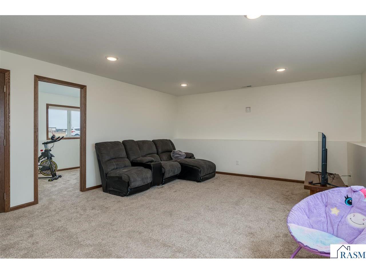 510 SW 4th Avenue Mapleton MN 56065 7039623 image25