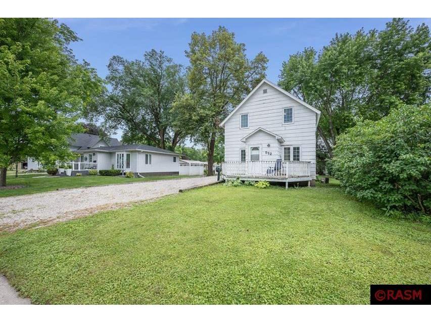 512 E 11th Street Blue Earth MN 56013 7035370 image1