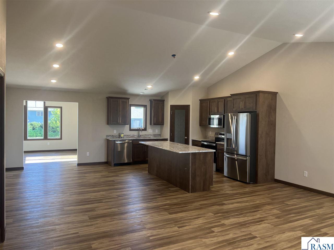 512 Torrey Pines Drive Mankato MN 56001 267040494 image5