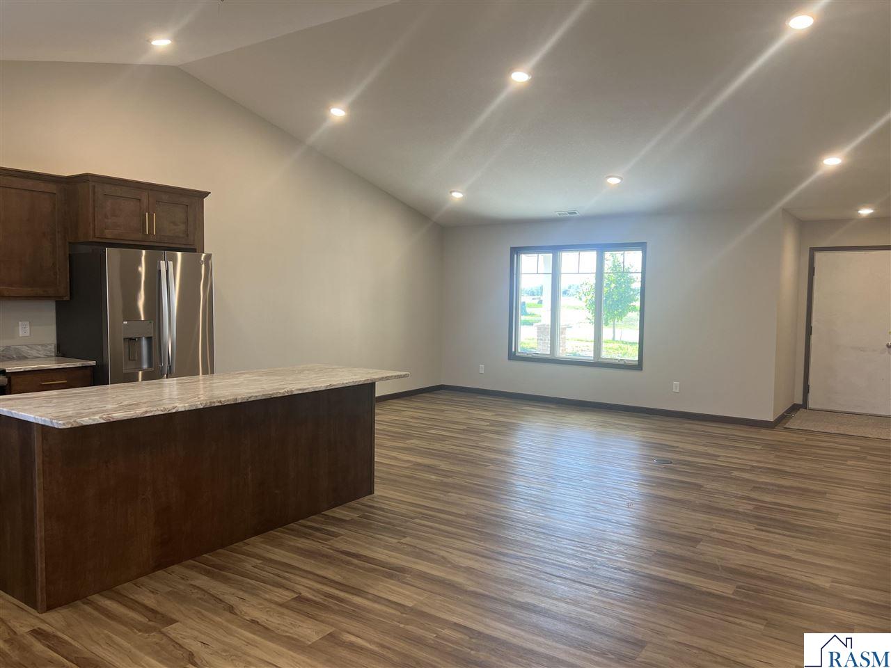 512 Torrey Pines Drive Mankato MN 56001 267040494 image6