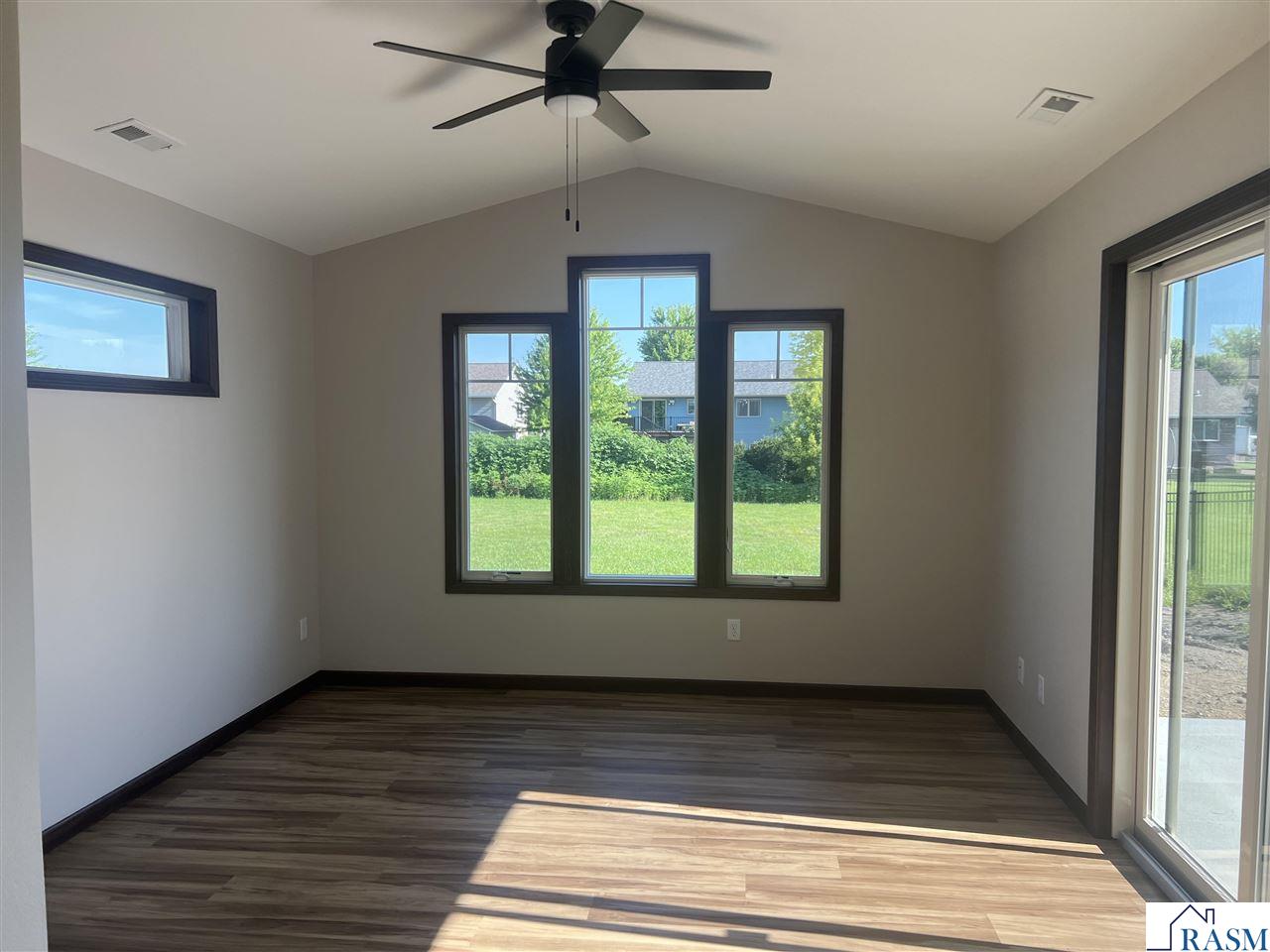 512 Torrey Pines Drive Mankato MN 56001 267040494 image8