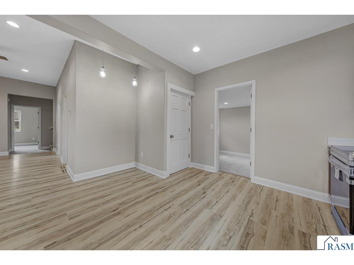 515 SW Benzel Avenue Madelia MN 56062 7039617 image27