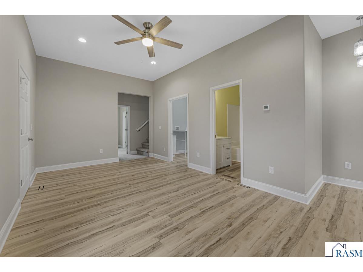 515 SW Benzel Avenue Madelia MN 56062 7039617 image28