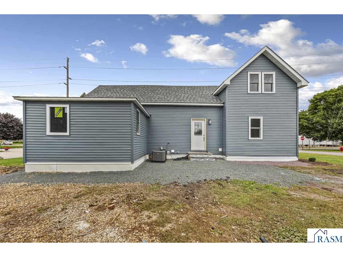 515 SW Benzel Avenue Madelia MN 56062 7039617 image38