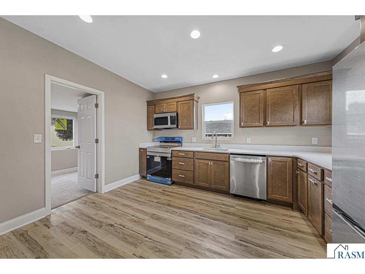 515 SW Benzel Avenue Madelia MN 56062 7039617 image6