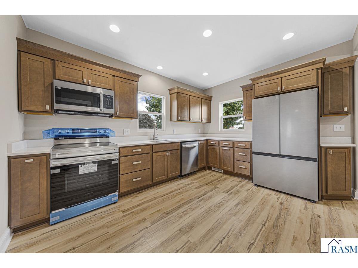 515 SW Benzel Avenue Madelia MN 56062 7039617 image9