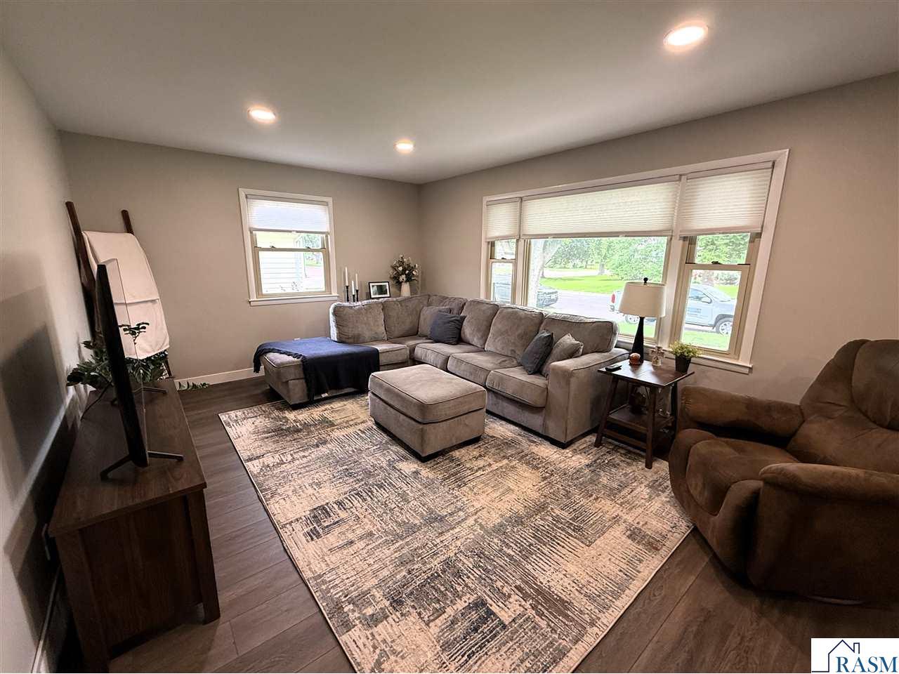 520 3rd Ave NE Sleepy Eye MN 56085 267040448 image3