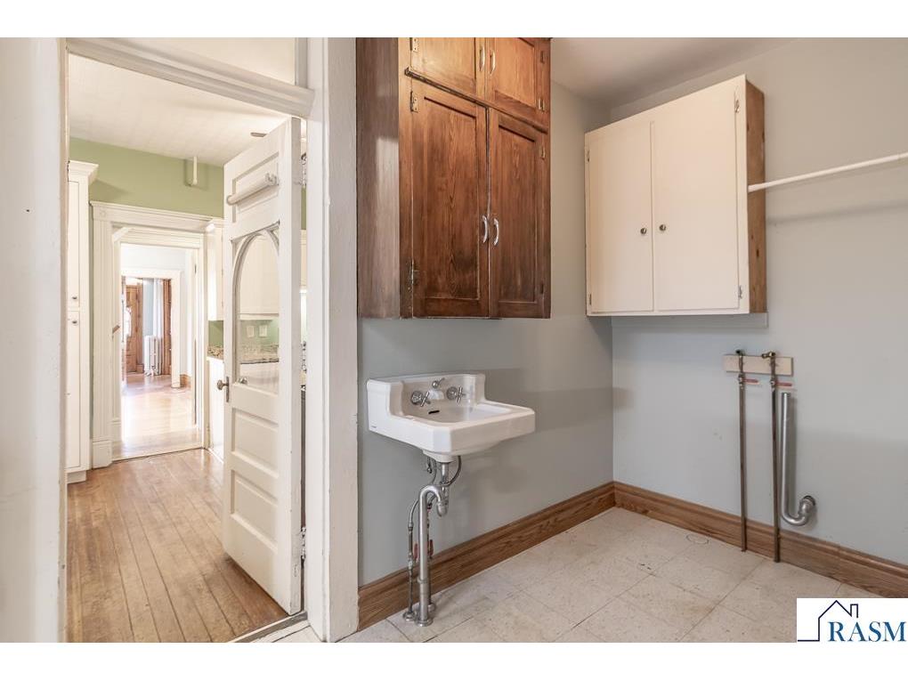 522 NE 2nd Avenue Waseca MN 56093 7039110 image31