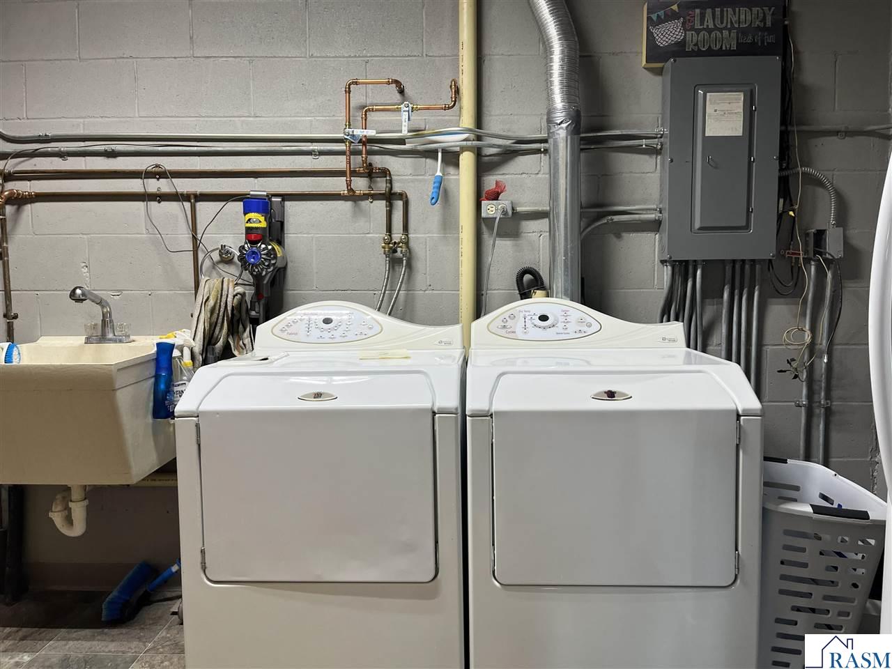 525 Elwell Avenue Butterfield MN 56120 7038820 image39