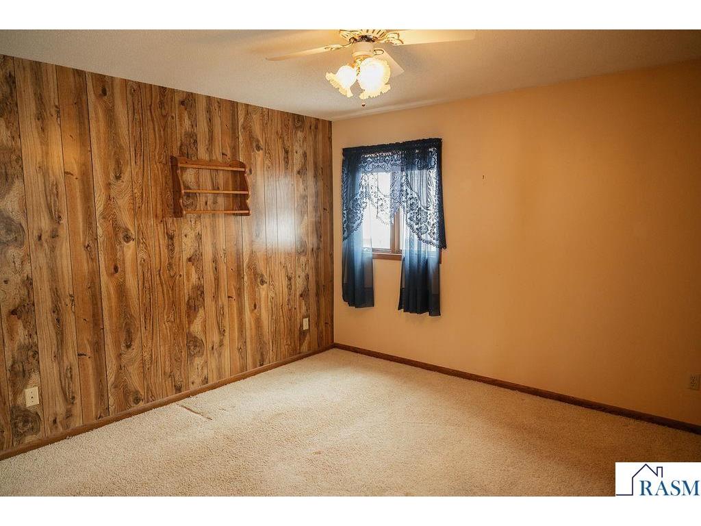 525 N Hood Street Blue Earth MN 56013 7039404 image17