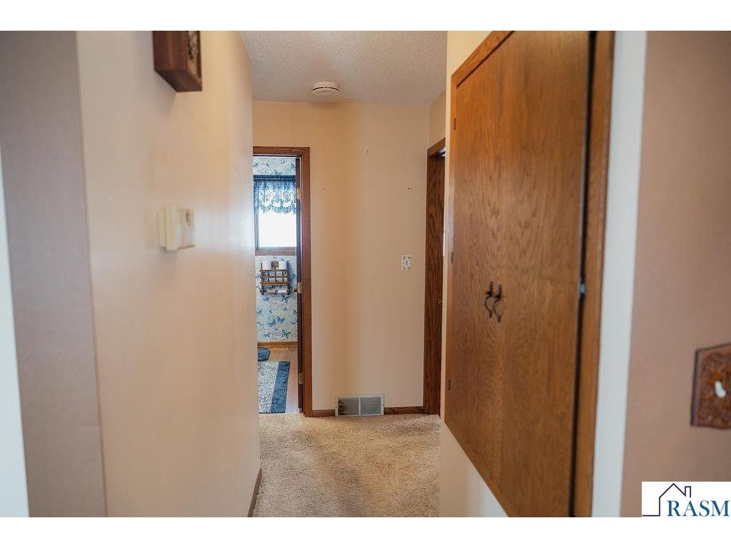 525 N Hood Street Blue Earth MN 56013 7039404 image21