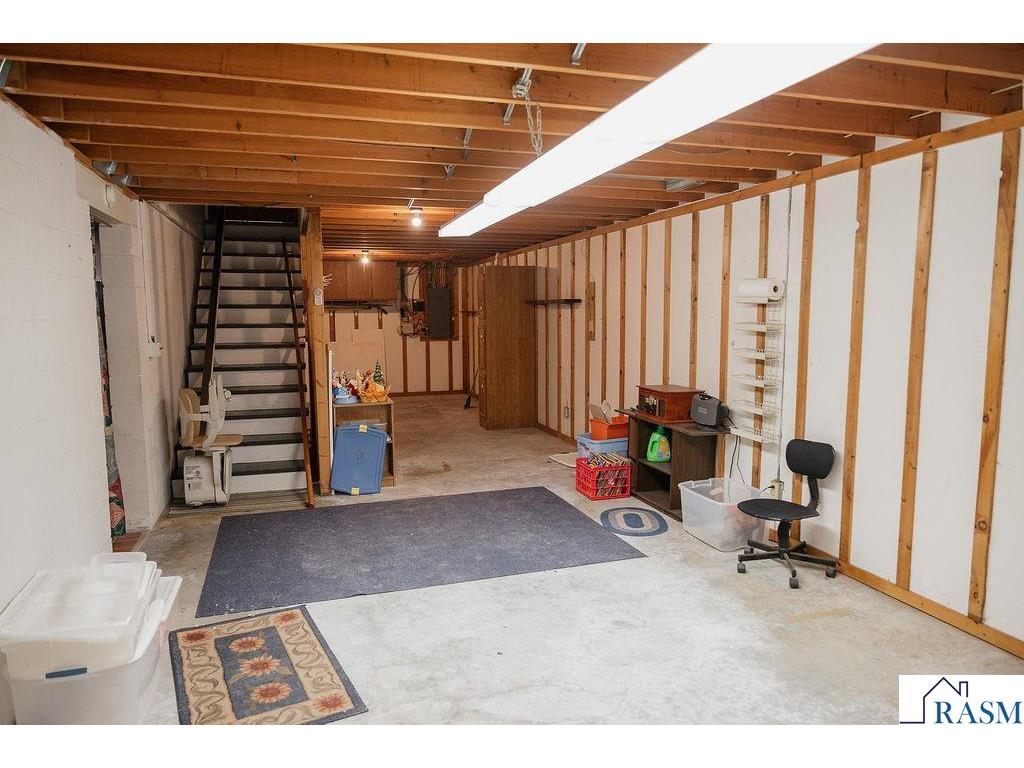 525 N Hood Street Blue Earth MN 56013 7039404 image27