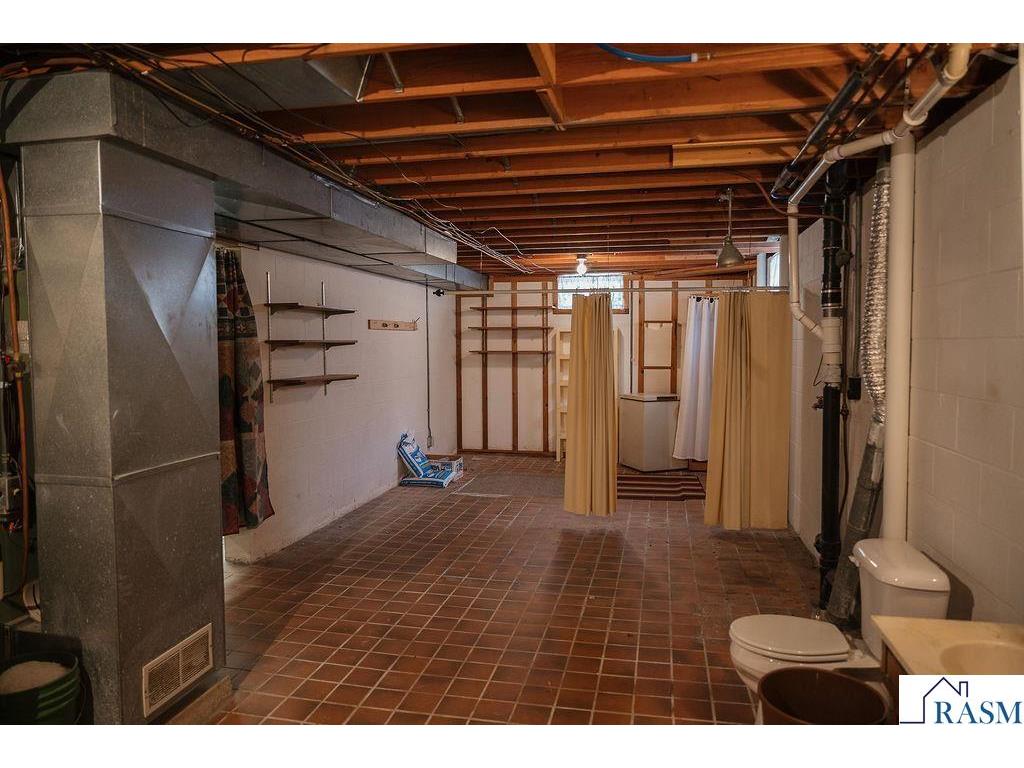 525 N Hood Street Blue Earth MN 56013 7039404 image33