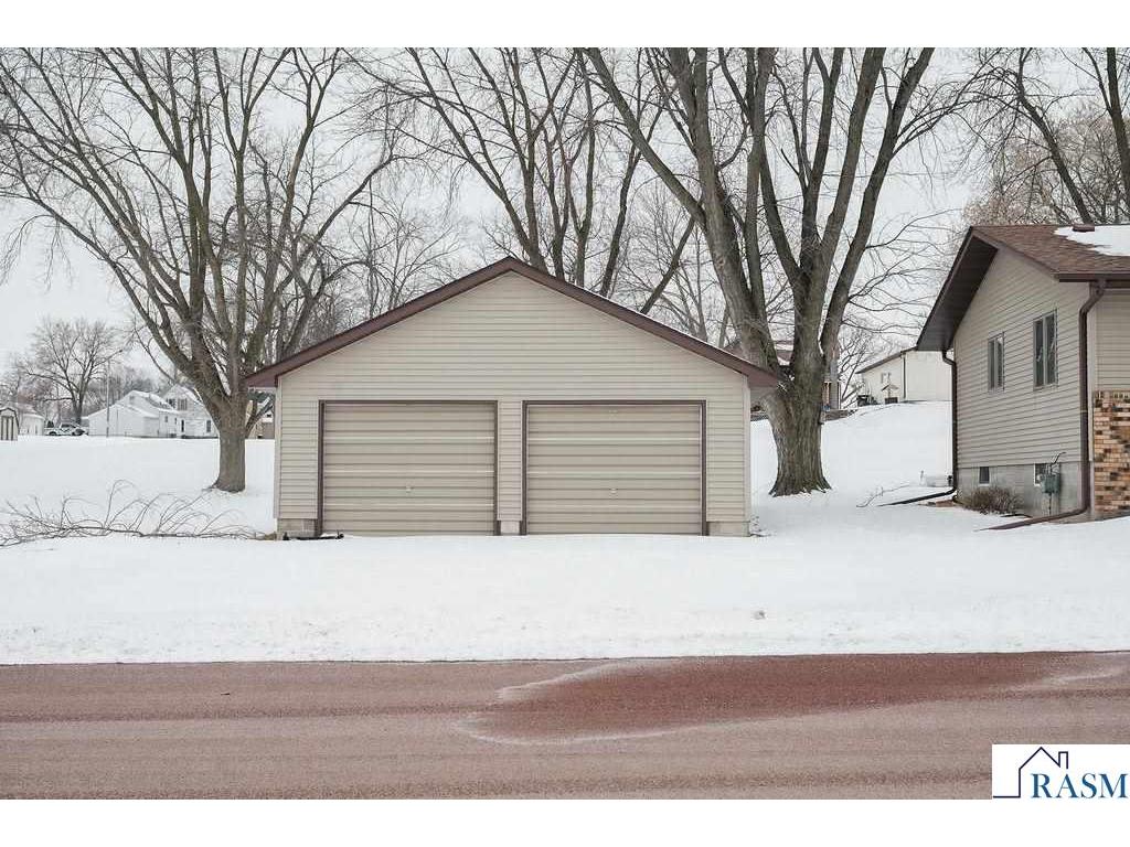525 N Hood Street Blue Earth MN 56013 7039404 image37