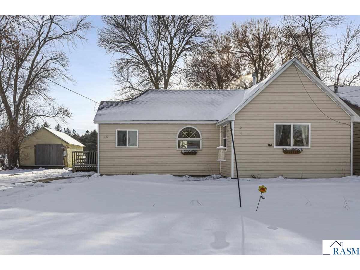 532 W Radichel Street Lake Crystal MN 56055 7039351 image1