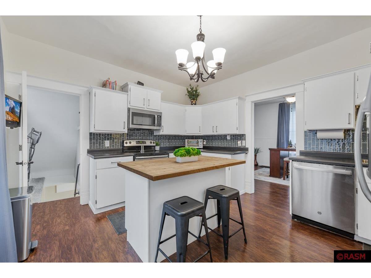541 Nicollet Avenue North Mankato MN 56003 7036461 image1