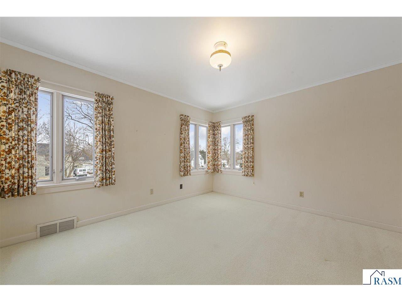 551 Agnes Street Owatonna MN 55060 7039503 image32