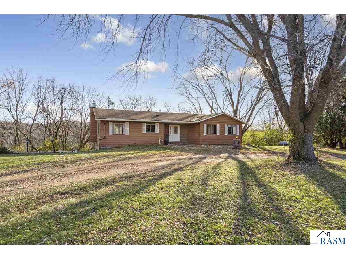 55807 River Fort Drive Mankato MN 56001 7039062 image1