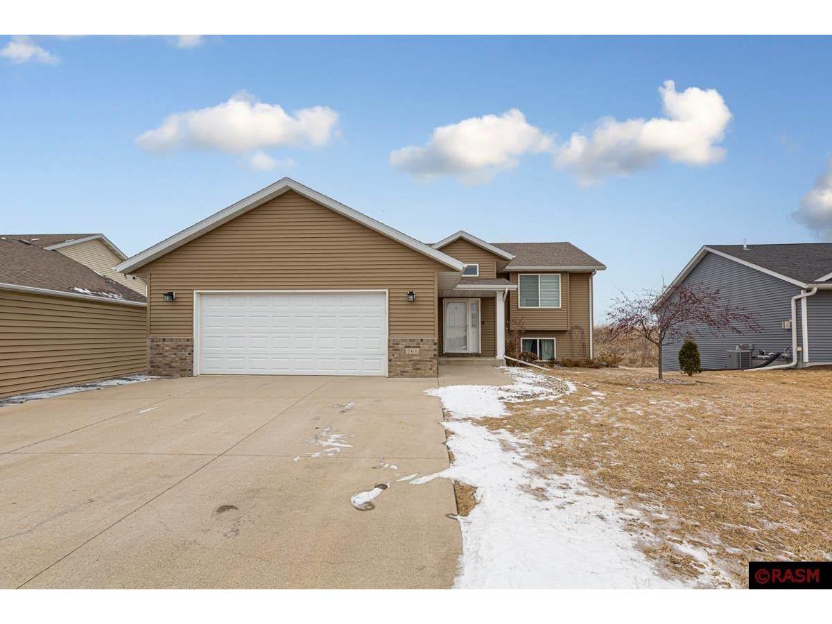 568 Oakwood Drive Janesville MN 56048 7036727 image1