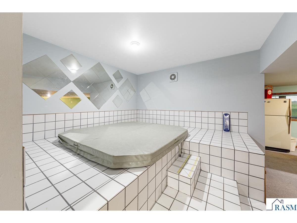 58560 Kirkwood Road Mankato MN 56001 267040499 image39