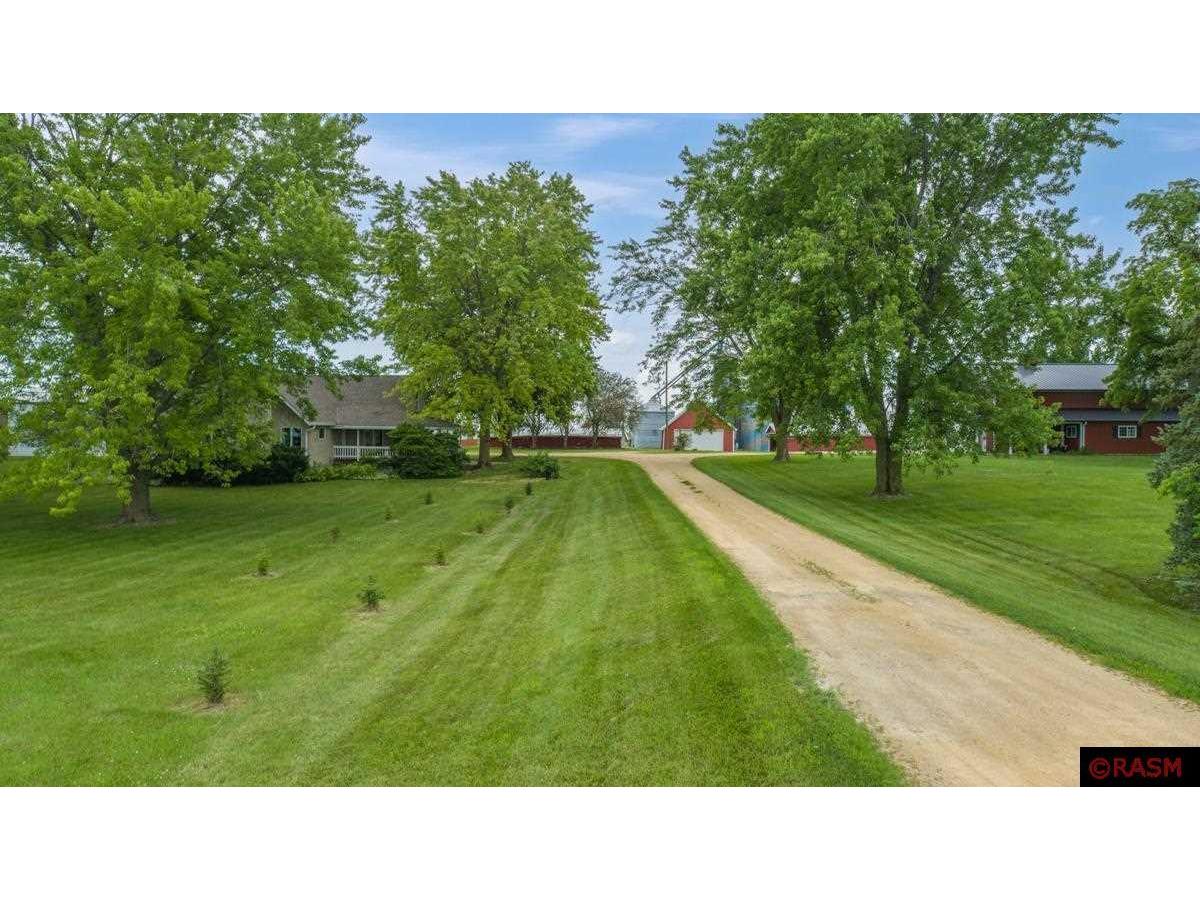 59597 185th Street Mankato MN 56001 7035694 image1